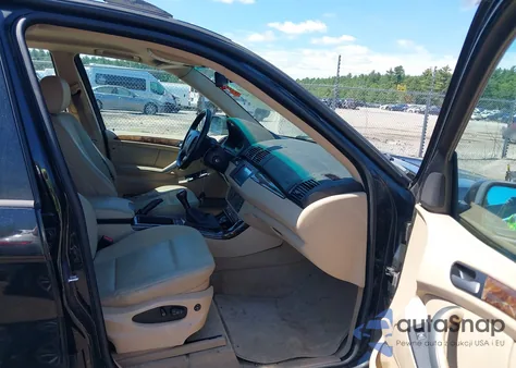 2005 BMW X5 3.0I из США, поврежденный, VIN 5UXFA13585LB09690